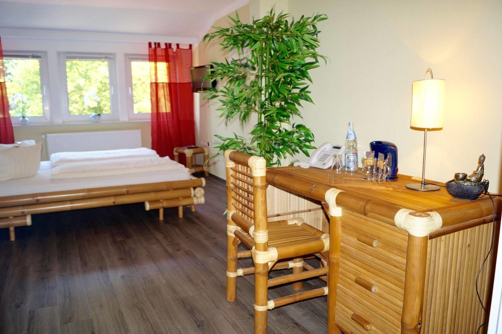 Regiohotel Germania Am Kurpark Бад Харцбург Екстериор снимка