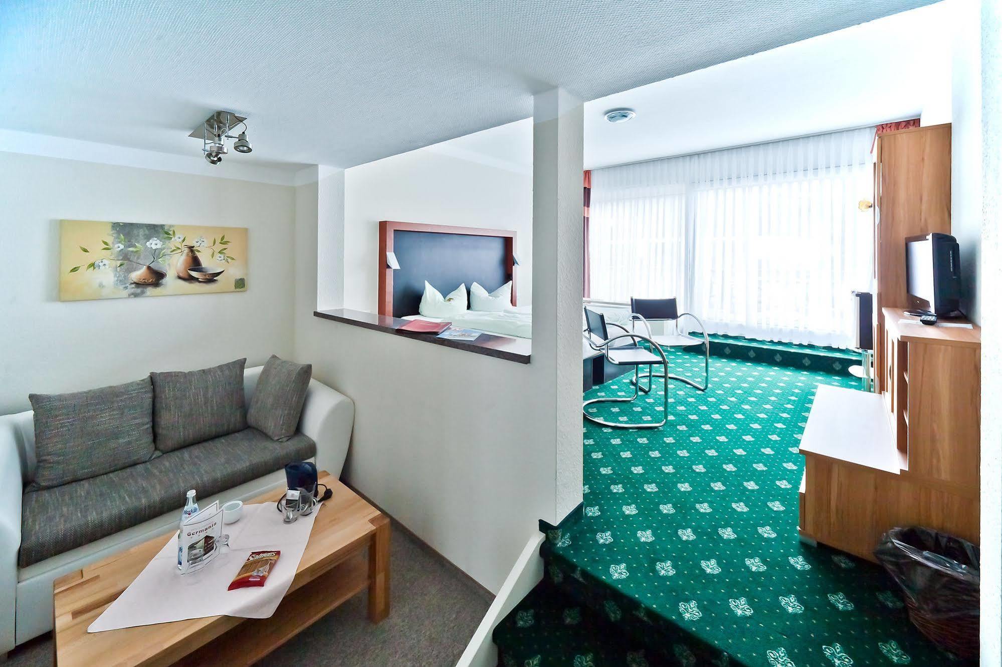 Regiohotel Germania Am Kurpark Бад Харцбург Екстериор снимка